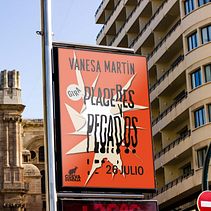 REDISEÑO CARTEL TOUR PLACERES Y PECADOS Ein Projekt aus dem Bereich Design von Lucía Martin Consuegra Martín del Campo - 16.03.2023