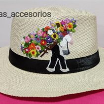 Mi proyecto del curso: Diseño de moda: pintura y bordado sobre prendas. Un progetto di Pittura, Fashion design, Ricamo, DIY, Upc, cling e Textile Design di Natalia Saldarriaga - 18.08.2023