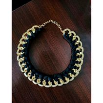 Creación de joyería textil: Procesos. Ein Projekt aus dem Bereich H, werk, Schmuckdesign, Weben und Textildesign von Gonzalo Ortega - 25.08.2023