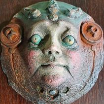 Proyecto modelo en arcilla y ensamblado . Artesanato, Design de personagens, Pintura decorativa, e Artes plásticas projeto de Santino Chiriboga Salgado - 08.04.2025