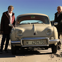 Regreso a nuestra playa. Un progetto di Composizione fotografica, Generazione di Immagini e Ritocco fotografico di Cristina Gómez Caballero - 31.10.2025