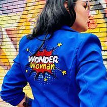 Wonder Woman Ein Projekt aus dem Bereich Stickerei von Cata Losada - 03.12.2025
