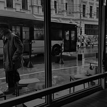 Through the Rain. Photograph, Digital Photograph, and Photographic Composition project by caitleena - 04.03.2026