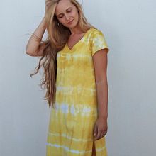 Mi Proyecto del curso: Vestido teñido con cúrcuma y cebolla 
