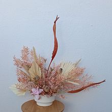 Mi Proyecto del curso: Diseño de centros con flores secas y preservadas