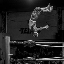 Entre las Cuerdas: Un Viaje Visual por el Mundo de la Lucha Libre Mexicana