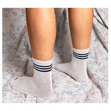 Le Utthe fotos de medias 