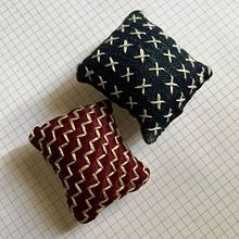 Pin cushion
