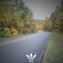 Adidas Road. Advertising project by Nacho Lozano Beltrán - 08.31.2009
