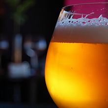 Beer Ein Projekt aus dem Bereich Design, Traditionelle Illustration und Fotografie von Beatriz M. Soto - 08.02.2010