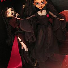 Slayer Storm VS Vampiress Divinity. Un proyecto de Fotografía de marikosusie - 24.11.2010