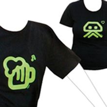Camisetas 2009. Design, Traditional illustration, Photograph, and Advertising project by DUPLOGRAFIC grafica editorial - 07.11.2011