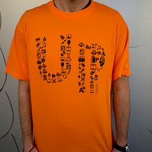 Camisetas. Design, and Advertising project by Creando Estudio Gráfico - 12.09.2011