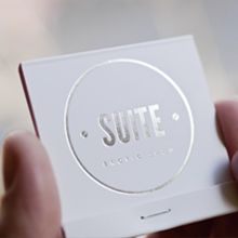 Suite. Erotic shop branding. Un proyecto de Diseño e Ilustración tradicional de MODIK - 09.01.2012
