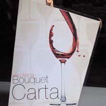 Vinoteca Bouquet. Design projeto de Antonio D. García Andújar - 10.04.2012