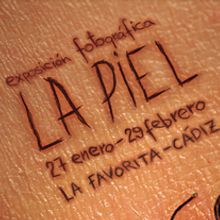 La Favorita: Cartel exposición La Piel. Design, and Advertising project by Paco Mármol - 06.05.2012