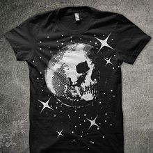 Camisetas 'Stupid Hurts Us'. Design, Traditional illustration, and Graphic Design project by Pedro Molina - 06.12.2012