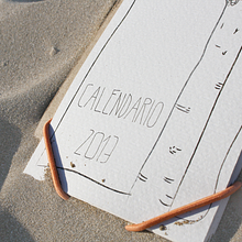 CALENDARIO PROMOCIONAL . Een project van  Ontwerp y Traditionele illustratie van AMPERSAND DESIGN - 14.06.2012