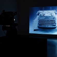 Rodney Graham. A través del bosque.  project by Sync. Arts - 06.25.2012