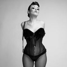 retratos-un corsé. Projekt z dziedziny Design, Trad, c, jna ilustracja, Kino, film i telewizja, Fotografia i  Reklama użytkownika Rebeca Manila - 07.07.2012