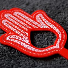 The Buddhist Flyswatter. Design project by Pau Garcia Sanchez - 08.25.2012