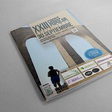Díptico Cross Noain, Navarra Ein Projekt aus dem Bereich Design, Traditionelle Illustration, Fotografie und Werbung von Víctor Rodrigo Ruiz - 02.10.2012