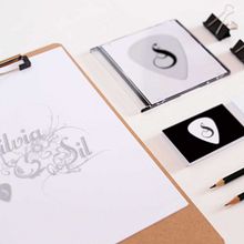 Personal Branding Silvia Sil . Design, Br, ing & Identit project by Raquel Bertrán - 01.23.2013