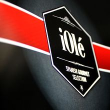 Branding y Catálogo iOlé Gourmet. Publicidade, e Design projeto de Chema Castaño - 08.03.2013