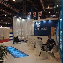 Stand Fitur Ein Projekt aus dem Bereich 3D und Design von OSCAR BRAVO TOME - 12.03.2013