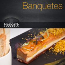 Menú Real Café Bernabéu. Un proyecto de Diseño de Rebeca Ramiro Ríos - 17.05.2013