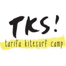 Branding + Web, Tarifa Kitesurf Camp. Un progetto di Design e Illustrazione tradizionale di Se ha ido ya mamá - 11.06.2013