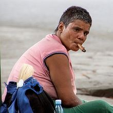 Fumando espero. Un proyecto de Fotografía de Ismael Ortiz Escribano - 12.08.2013