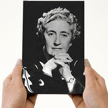 Agatha Christie cover book . % Srta. Alegria tarafından hazırlanan Tasarım, Geleneksel illüstras, Ve on projesi - 10.14.2013