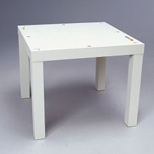 Ikea. Mesa Lack. Design, Photograph, and Advertising project by Dana Riesgo - 09.26.2013