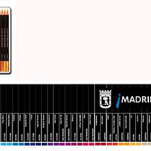 PROYECTO STAND COMUNIDAD Y AYUNTAMIENTO DE MADRID FITUR  2012. Een project van  Ontwerp, Fotografie, Motion Graphics,  Reclame, 3D, Film, video en televisie, Traditionele illustratie y  Muziek van Nieves Fernandez - 15.10.2013