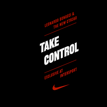 Nike CTR360. Un proyecto de Motion Graphics y Publicidad de Maurizio Zecchino - 21.10.2013