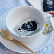 La hora del té. Photograph project by Iria Parga Arled - 11.16.2013