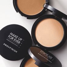 SEPHORA HOT NOW. Design, Advertising, and Photograph project by MIGUEL CANO - 12.17.2013