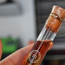 Packaging Torres Brandy . Een project van  Ontwerp y UX / UI van Packstudio Sant Cugat - 20.01.2014