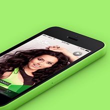 MegaStar FM App for iPhone. Graphic Design, and UX / UI project by Ulyana Kravets - 03.07.2014