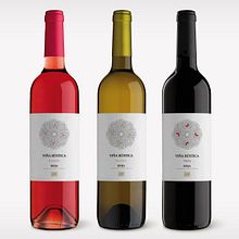 Wine label. Graphic Design, Packaging, and Art Direction project by ely zanni - 07.08.2014
