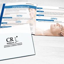 CATÁLOGO CENTRO DE BIENESTAR Y ESTÉTICA CORPORAL- CR WELLNESS. Editorial Design, and Graphic Design project by Miriam Pérez Pozo - 11.20.2014