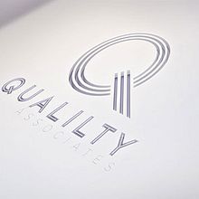 Qualilty Associates. Br, ing, Identit, Design, Graphic Design, Design Management, Packaging, Advertising, T, pograph, and UX / UI project by Emili Garriga i Coll - 04.08.2014