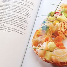 Libro 'Del cielo a la tierra' - Hermanos Torres. Un progetto di Direzione artistica, Design, Design editoriale, Graphic design e Tipografia di Paula Mastrangelo - 05.05.2014