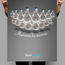Ilumina tu sonrisa. Br, ing, Identit, Art Direction, Design, Graphic Design, Traditional illustration, Marketing, and Advertising project by Carlos Parra Ruiz - 05.07.2014