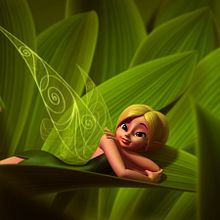 Leaves Fairy. Un proyecto de 3D, Animación, Cine, vídeo, televisión, Diseño de personajes, Motion Graphics e Ilustración tradicional de Heidy - 16.02.2012