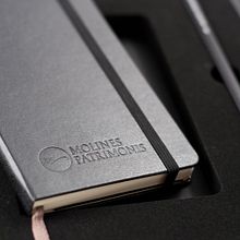 Moleskine Pack. Un progetto di Br, ing, Br, identit, Graphic design e Packaging di Roger Cortés - 02.12.2012