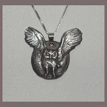 Búho. Un progetto di Artigianato e Design di gioielli di Ana Bourdelande Chacón - 13.07.2014