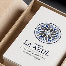 Finca la Azul (Branding + Web). Br, ing, Identit, and Web Design project by Juliana Victoria - 06.14.2014