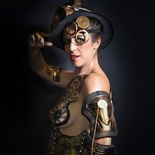 Retratos  de bodypaint. Photograph project by Alberto Rosa - 07.17.2014